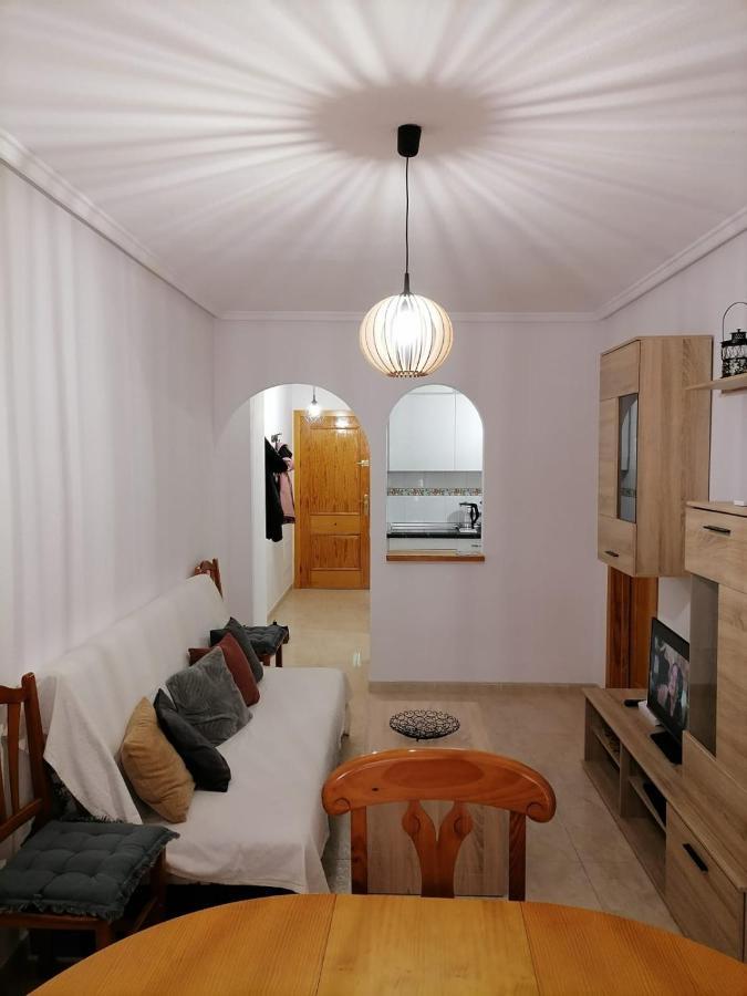 Sunny Appartment With Pool Torrevieja Center מראה חיצוני תמונה